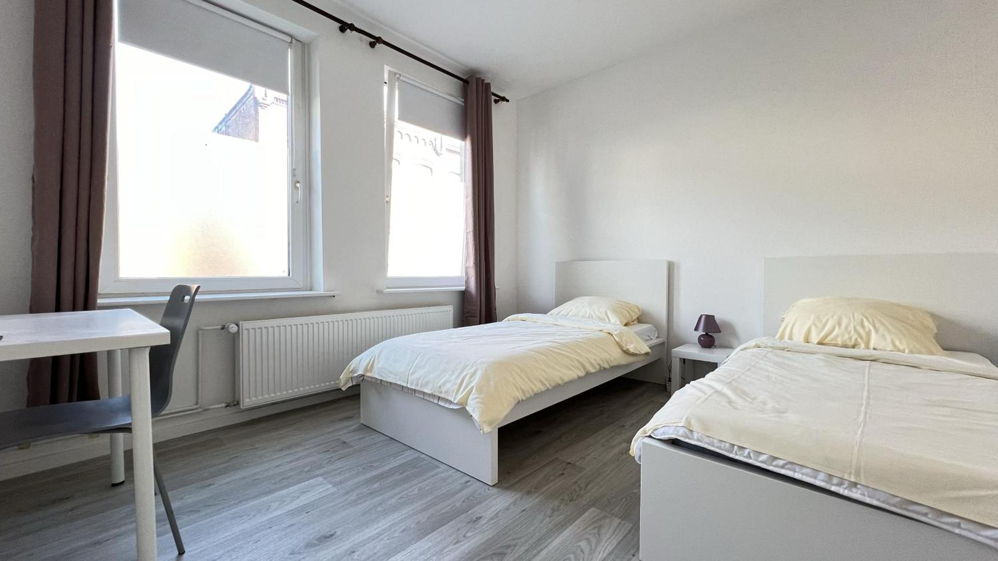 Studio-Apartments Fuer Monteure & Businessgaeste Zentral In Neumuenster Ngoại thất bức ảnh