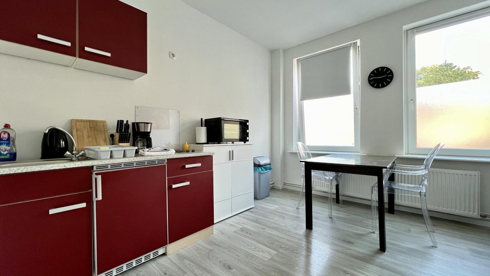 Studio-Apartments Fuer Monteure & Businessgaeste Zentral In Neumuenster Ngoại thất bức ảnh