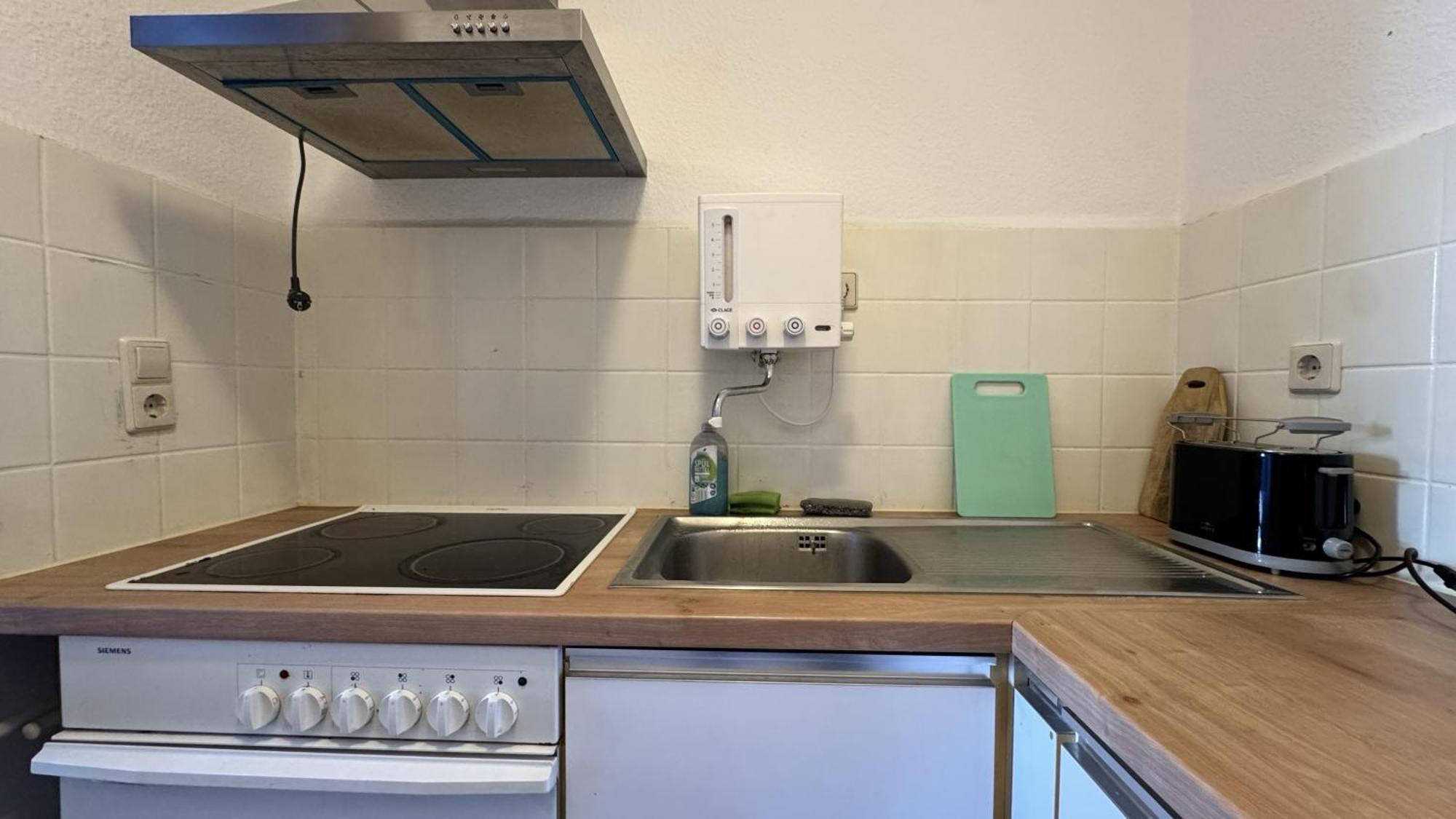 Studio-Apartments Fuer Monteure & Businessgaeste Zentral In Neumuenster Ngoại thất bức ảnh