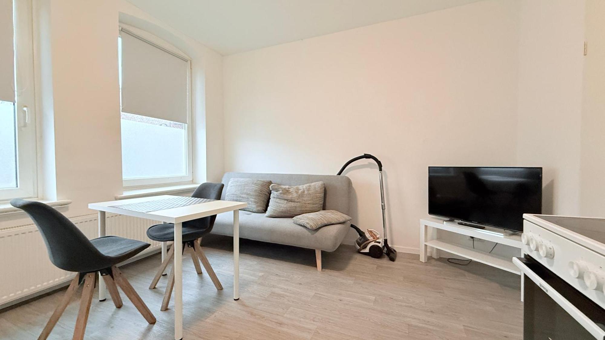 Studio-Apartments Fuer Monteure & Businessgaeste Zentral In Neumuenster Ngoại thất bức ảnh