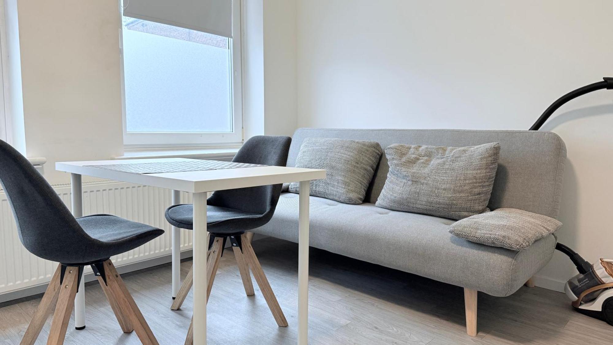 Studio-Apartments Fuer Monteure & Businessgaeste Zentral In Neumuenster Ngoại thất bức ảnh