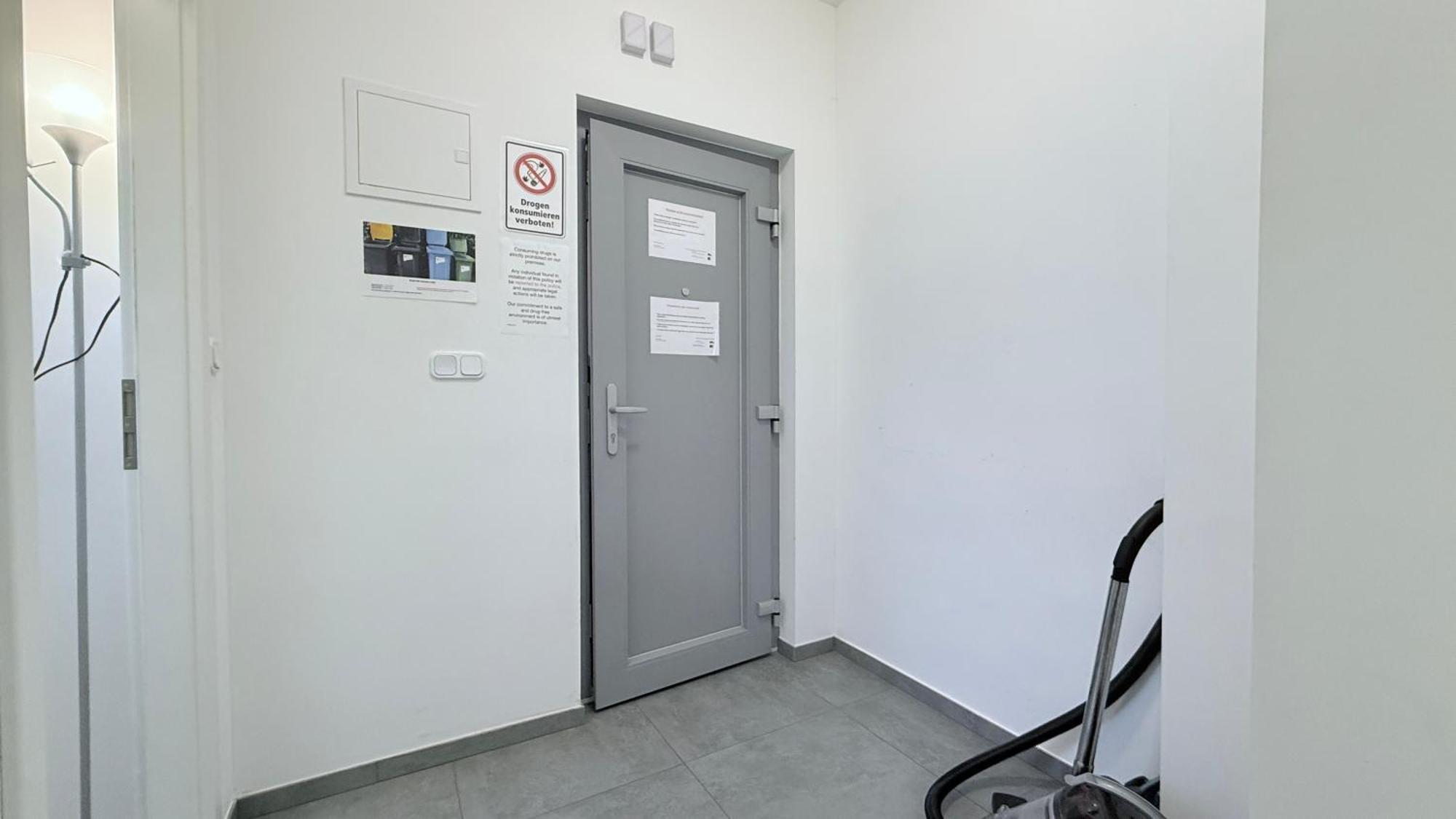 Studio-Apartments Fuer Monteure & Businessgaeste Zentral In Neumuenster Ngoại thất bức ảnh