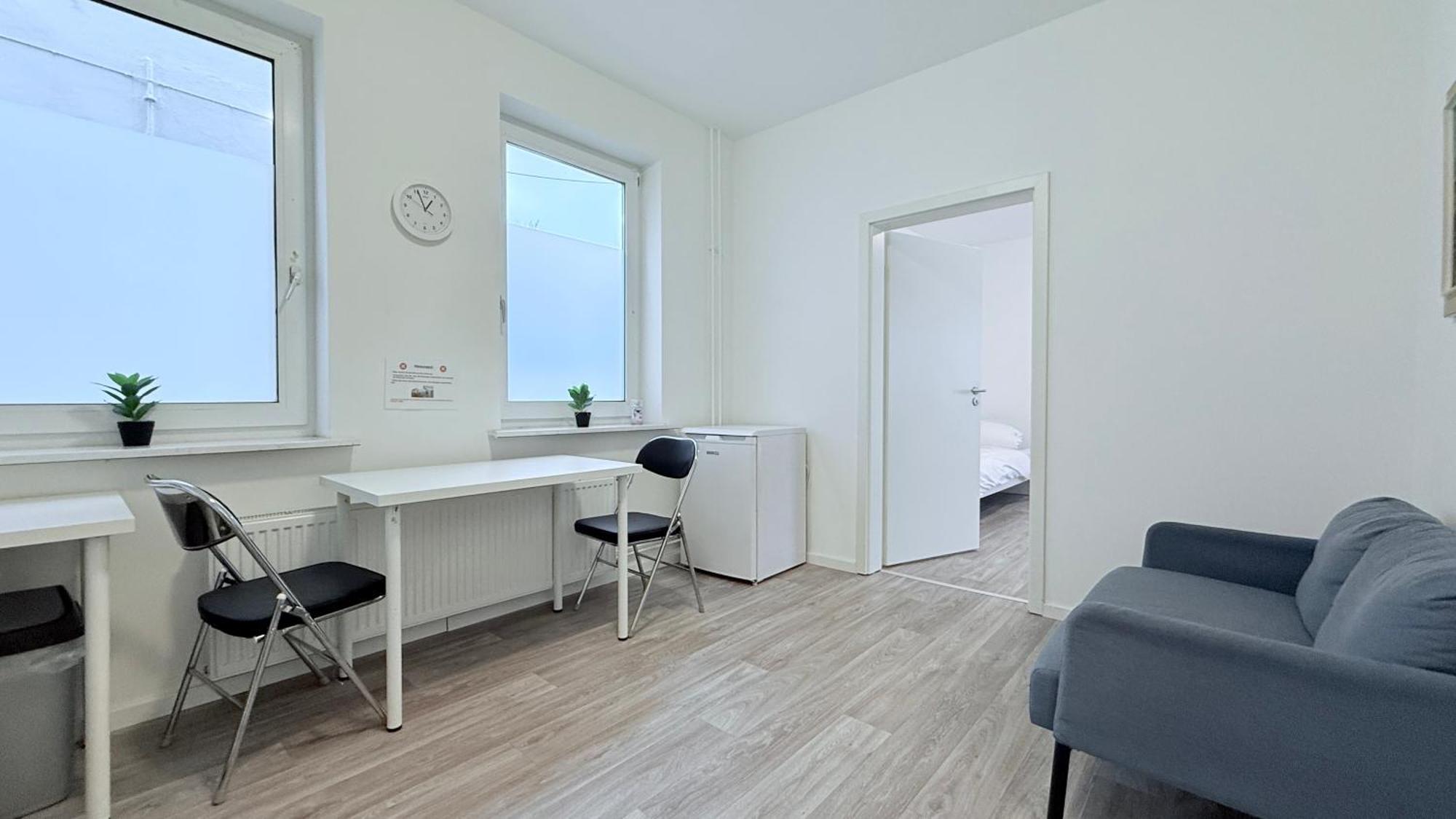 Studio-Apartments Fuer Monteure & Businessgaeste Zentral In Neumuenster Ngoại thất bức ảnh