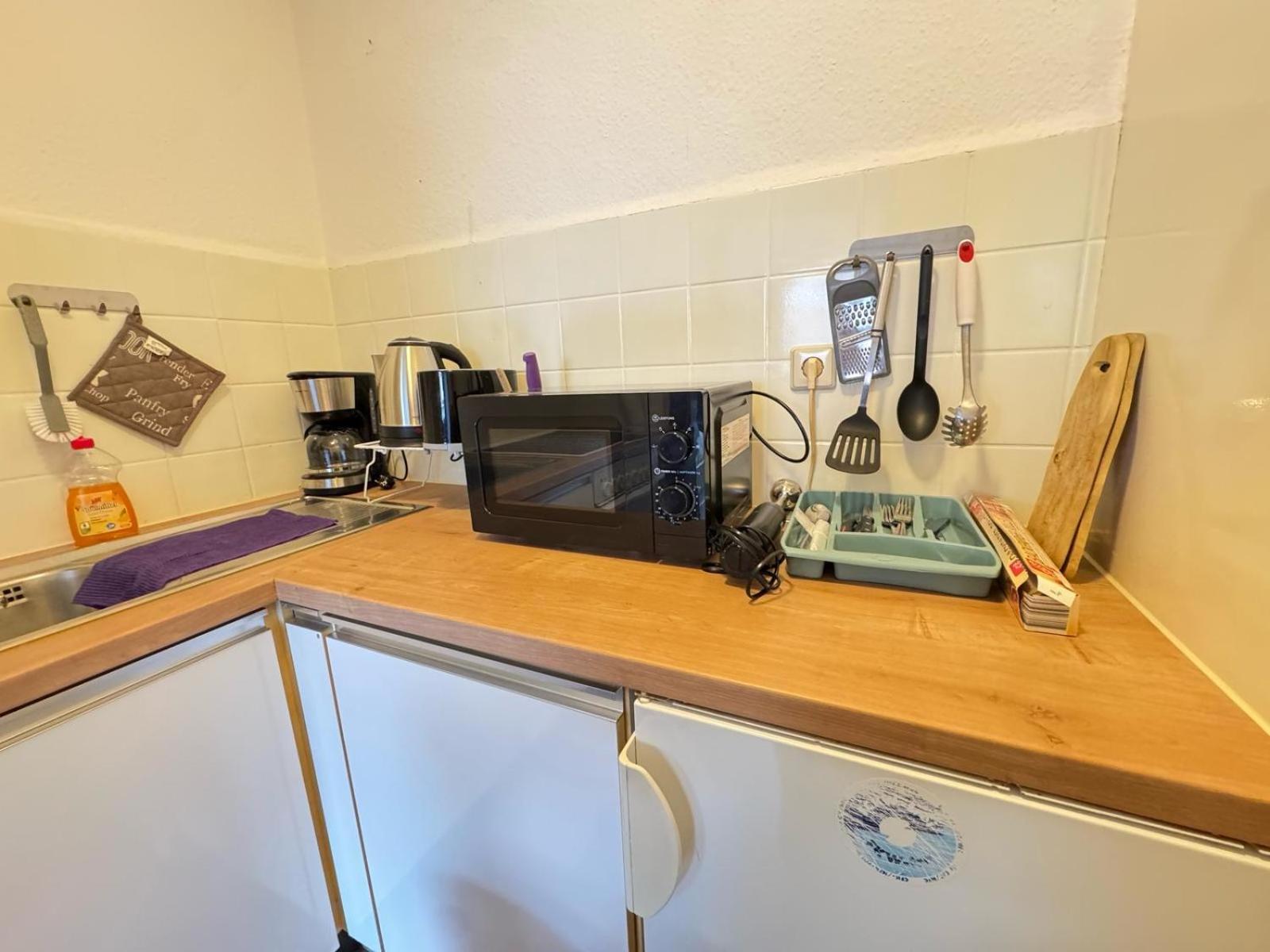Studio-Apartments Fuer Monteure & Businessgaeste Zentral In Neumuenster Ngoại thất bức ảnh